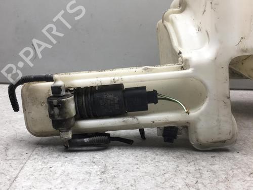 windscreen-washer-tank-vw-passat-b6-variant-3c5-2005-2006-2007-2008-2009-2010-2011-25533619 main image