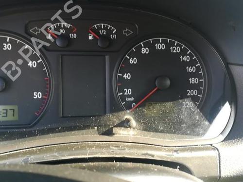 Right taillight VW POLO IV (9N_, 9A_) 1.9 SDI | BP25516267C35