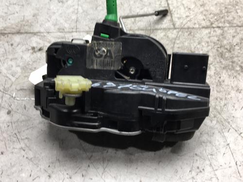 Used Rear left lock OPEL INSIGNIA A (G09) 2.0 CDTI (68) (131 hp) 25510542