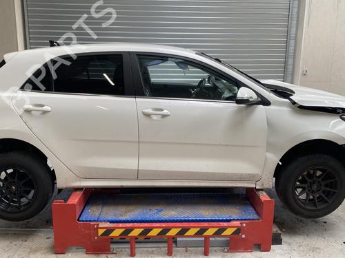 Left tailgate light KIA RIO IV (YB, SC, FB) 1.0 T-GDI 100 | BP29711767C79 - Image 30