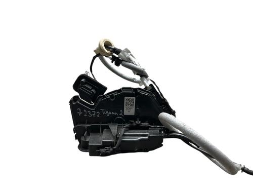 Used Front right lock VW TIGUAN (AD1, AX1) 2.0 TDI (150 hp) 25549708