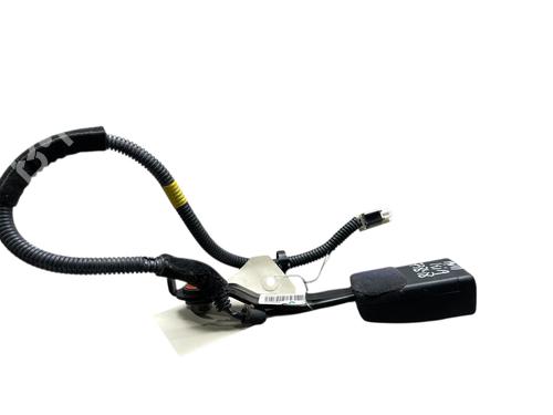 seat-buckle-kia-ceed-sportswagon-jd-2012-2013-2014-2015-2016-2017-2018-27659163 main image