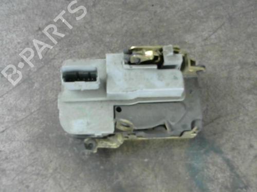 Høyre foran lås PEUGEOT 206 Hatchback (2A/C) 2.0 HDI 90 (90 hp) 25583765