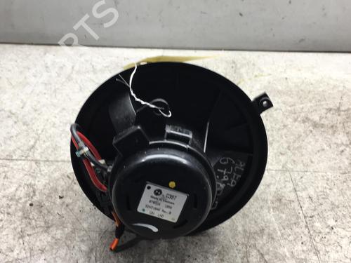 Used Heater blower motor Heater blower motor ALFA ROMEO GT (937_) 1.9 JTD (937CXN1B) (150 hp) 25581616 25581616