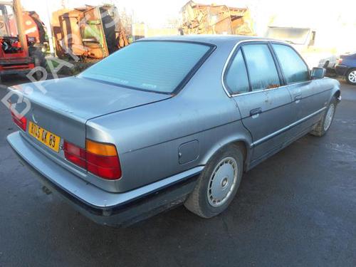 Used Parts BMW 5 (E34)  520 i  2499361