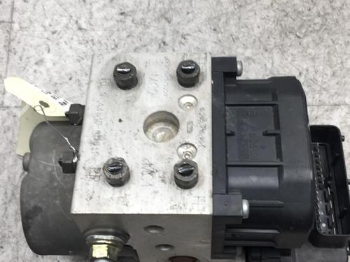 ABS pump TOYOTA YARIS (_P1_) 1.0 (SCP10_, SCP10R) | BP25547068M43 