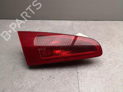 Venstre baklys, luke ALFA ROMEO 147 (937_) 1.6 16V T.SPARK (937.AXA1A, 937.AXB1A, 937.BXB1A) (120 hp) 25526072