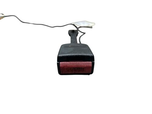 Used Seat buckle Seat buckle PEUGEOT 407 (6D_) 2.0 HDi 135 (6DRHRH, 6DRHRE, 6DRHRG, 6DRHRJ) (136 hp) 25570077 25570077