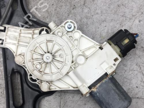 Lève-vitre avant gauche BMW 1 (E87) 120 i (150 hp) 25550696