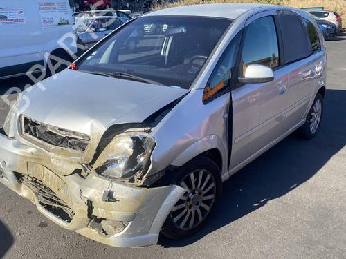 Venstre Baklys OPEL MERIVA A MPV (X03) 1.7 CDTI (E75) | BP25555531C34 
