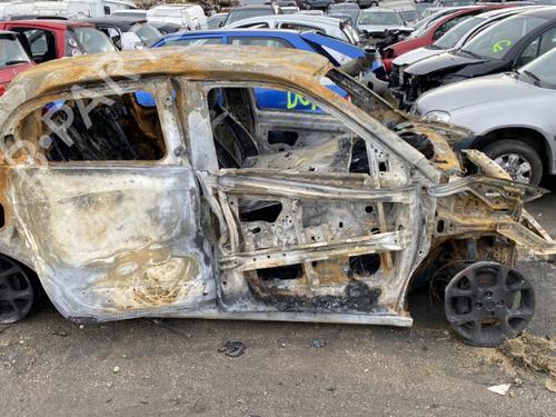 Headrest RENAULT TWINGO III (BCM_, BCA_) 0.9 TCe 95 | BP29928688I31