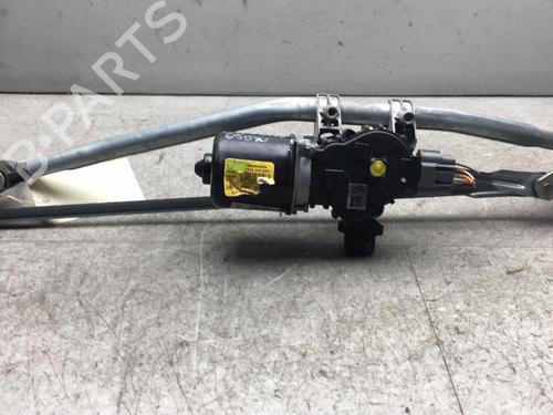 Used Front wiper motor DACIA SANDERO II 1.2 (75 hp) 25547275
