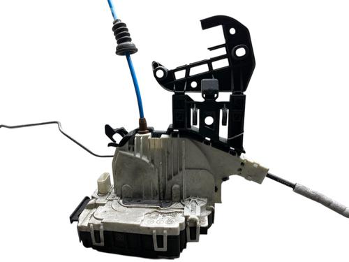 front-right-lock-mercedes-benz-gla-class-x156-2013-2014-2015-2016-2017-2018-2019-2020-2021-2022-25507635 main image