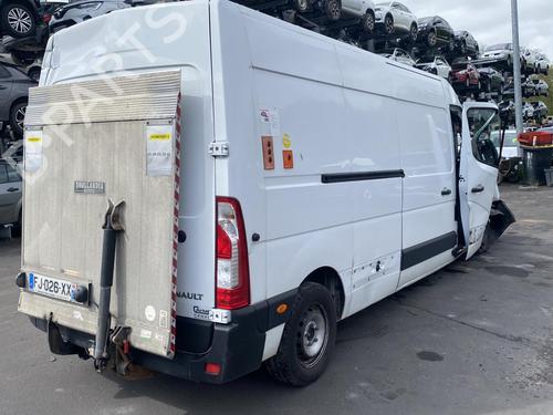 Left front fog light RENAULT MASTER III Van (FV) 2.3 dCi 145 FWD (FV0E, FV0F, FV0H, FV02, FV0M, FV0S,... | BP25573745C30  - Image 22