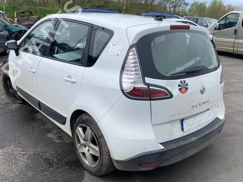 Radio RENAULT SCÉNIC III (JZ0/1_) 1.5 dCi | BP25567482E6 