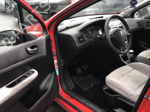 Høyre bak beltestrammer PEUGEOT 307 (3A/C) 1.6 HDi 110 | BP25534997C90 