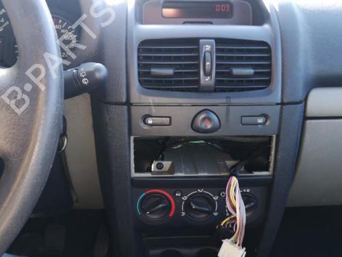 Højre baglygte RENAULT CLIO II (BB_, CB_) 1.2 16V (BB05, BB0W, BB11, BB27, BB2T, BB2U, BB2V, CB05,... | BP25583396C35 