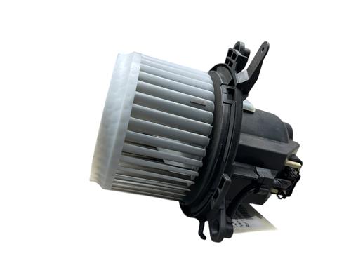 Heater blower motor PEUGEOT 3008 II SUV (MC_, MR_, MJ_, M4_) 1.5 BlueHDi 130 | BP26684029M62 