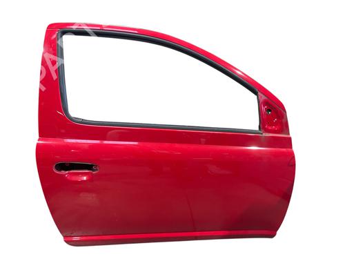 Used Right front door TOYOTA YARIS (_P1_) 1.0 (SCP10_, SCP10R) (65 hp) 25502837