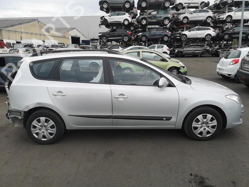 Switch HYUNDAI i30 Estate (FD) 1.6 CRDi | BP25579955I30  - Image 19