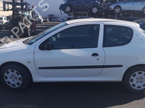 Bremselys PEUGEOT 206 Hatchback (2A/C) 1.4 HDi eco 70 | BP25536556L11 
