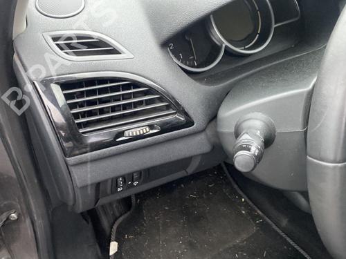 Fuse box RENAULT MEGANE III Hatchback (BZ0/1_, B3_) 1.5 dCi (BZ09, BZ0D, BZ1W, BZ29, BZ14) | BP32505465E1  - Image 18