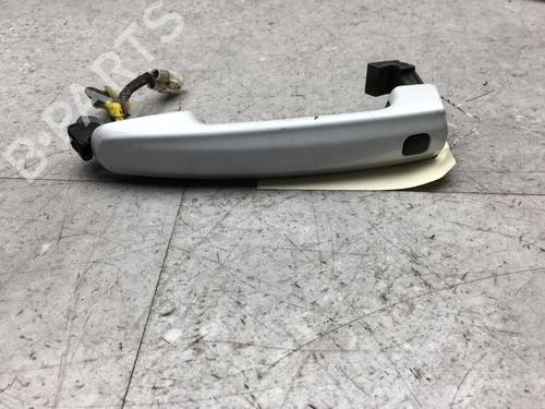 Used Front left exterior door handle SUZUKI SWIFT IV (FZ, NZ) 1.2 (AZH412, ZC72S) (94 hp) 25580451