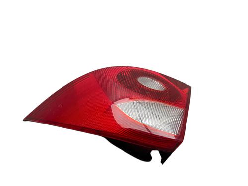 Right taillight FORD MONDEO III (B5Y) 2.0 16V TDDi / TDCi | BP30574609C35