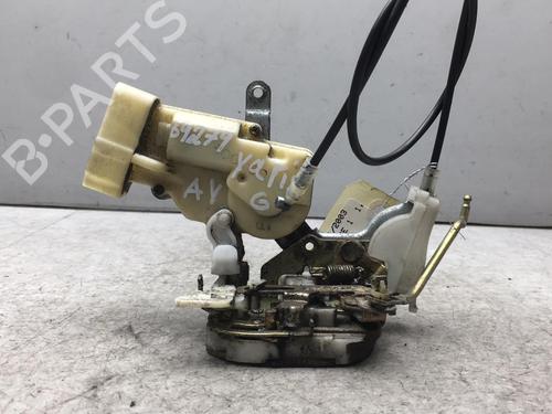 Türschloss links vorne für TOYOTA YARIS (_P1_) 1.3 (NCP10, SCP12_) (86 hp) 25514488