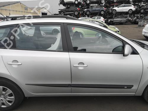 Switch HYUNDAI i30 Estate (FD) 1.6 CRDi | BP25579955I30  - Image 33