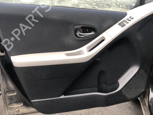 Rudehejsemekanisme Højre foran TOYOTA YARIS (_P9_) 1.4 D-4D (NLP90_, NLP90R) | BP25521195C23 