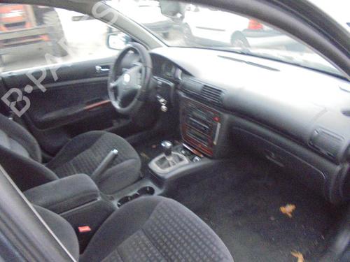 Left front fog light VW PASSAT B5.5 Variant (3B6) 1.9 TDI | BP25578056C30  - Image 14