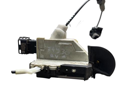 Używane Zamek drzwi przednich lewych PEUGEOT 308 I (4A_, 4C_) 1.6 HDi (92 hp) 28805494