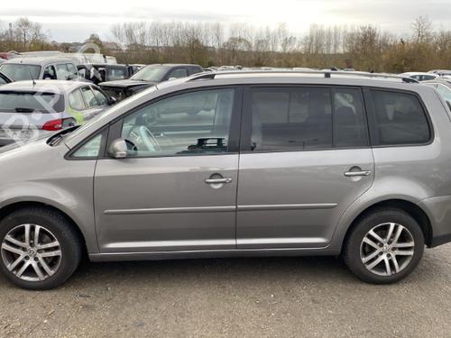 Front wiper motor VW TOURAN (1T1, 1T2) 1.9 TDI | BP28198725M29 