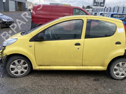 Used Parts PEUGEOT 107 (PM_, PN_)  1.0  4528641