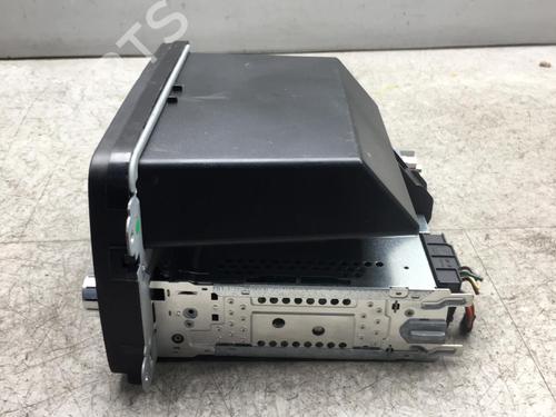 Used Radio Radio VW POLO V (6R1, 6C1) 1.2 TDI (75 hp) 25545860 25545860