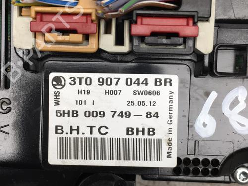 Used Climate control SKODA OCTAVIA II Combi (1Z5) 1.6 TDI (105 hp) 25547539