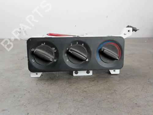 Commande Chauffage LAND ROVER FREELANDER I (L314) 2.0 Td4 4x4 (112 hp) 25555362