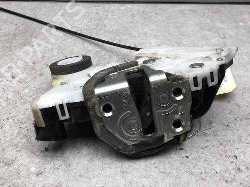 Used Front left lock TOYOTA YARIS (_P9_) 1.4 D-4D (NLP90_, NLP90R) (90 hp) 25581333