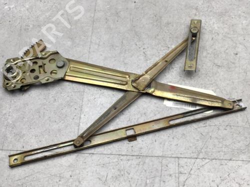 Used Front left window mechanism Front left window mechanism SUZUKI SAMURAI Closed Off-Road Vehicle (SJ_) 1.9 D All-wheel Drive (64 hp) 25556048 25556048