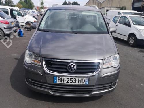 Venstre bak beltestrammer VW TOURAN (1T1, 1T2) 1.9 TDI | BP25583754C89 