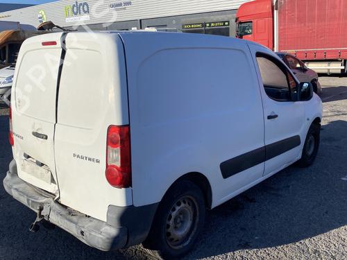Fuse box PEUGEOT PARTNER Box Body/MPV 1.6 HDi | BP32752988E1 - Image 4