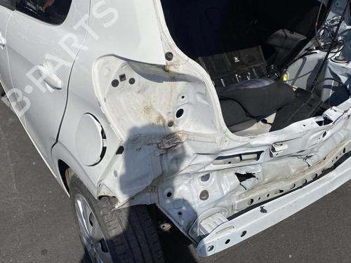 Left front fog light PEUGEOT 108 1.0 VTi 72 | BP26614807C30 - Image 28