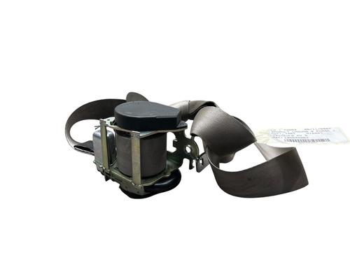 Used Front left seatbelt Front left seatbelt RENAULT LAGUNA III (BT0/1) 1.5 dCi (BT00, BT0A, BT0T, BT1J) (110 hp) 25717940 25717940