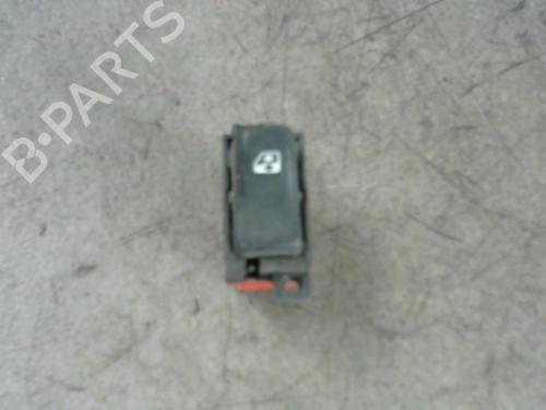Interrupteur de vitre avant droite RENAULT SAFRANE II (B54_) 2.2 dT (B54G) (113 hp) 25579337