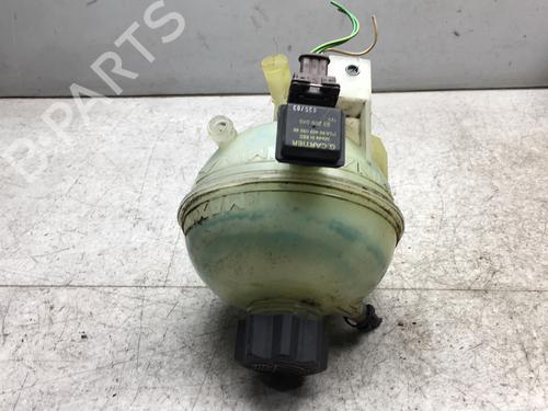 Used Expansion tank PEUGEOT 206 Hatchback (2A/C) 1.4 HDi eco 70 (68 hp) 25532933