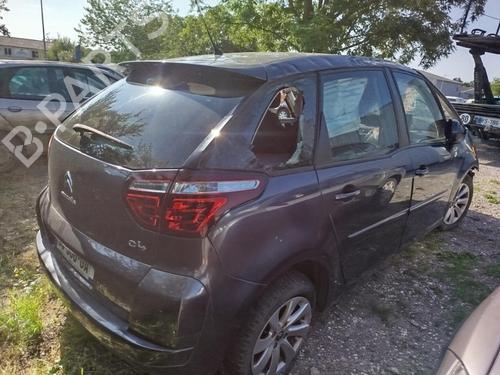 Fuse box CITROËN C4 Picasso I MPV (UD_) 1.6 HDi 110 | BP31355767E1