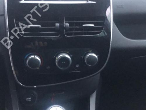 Left tailgate light RENAULT CLIO IV (BH_) 0.9 TCe 90 (BHNF, BHMA, BHMH, BHJK, BHJR) | BP25557441C79  - Image 31