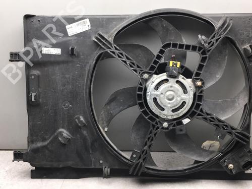 Used Radiator fan Radiator fan FIAT GRANDE PUNTO (199_) 1.2 (65 hp) 25534737 25534737