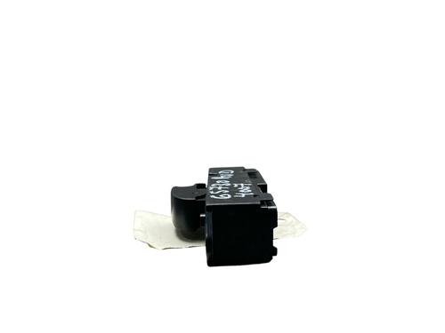 right-front-window-switch-peugeot-4007-vu_-vv_-2007-2008-2009-2010-2011-2012-2013-25584566 main image